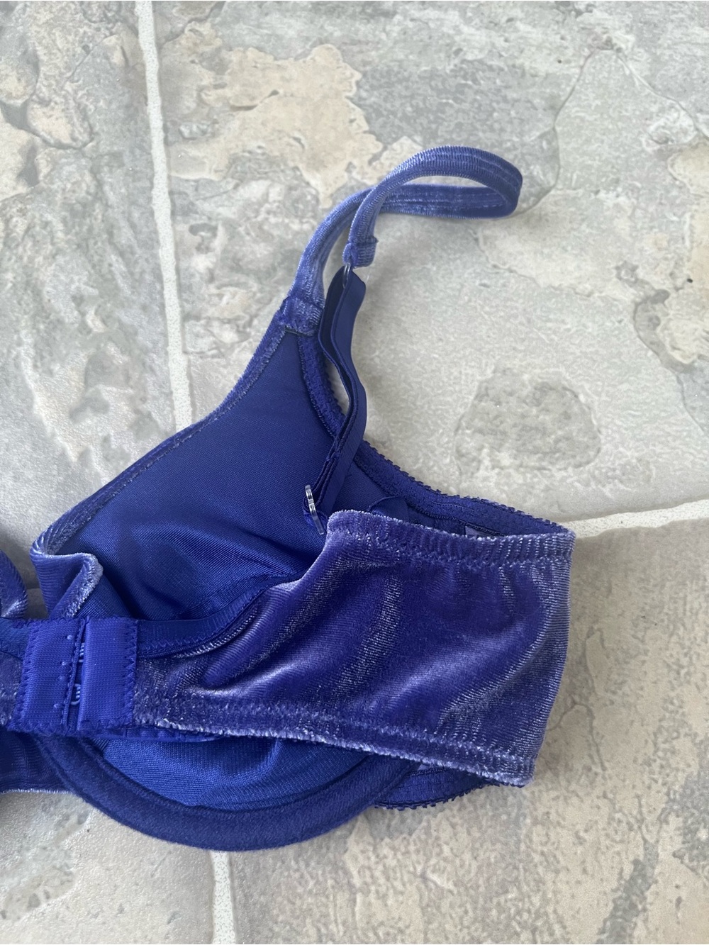 Victoria’s Secret 34B Satin Underwire Demi Bra Indigo Purple  Y2K - Picture 8 of 11